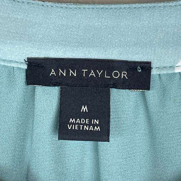 Ann Taylor Sage Green Floral Button Up Sheer Long Sleeve Top Size M - Picture 5 of 7